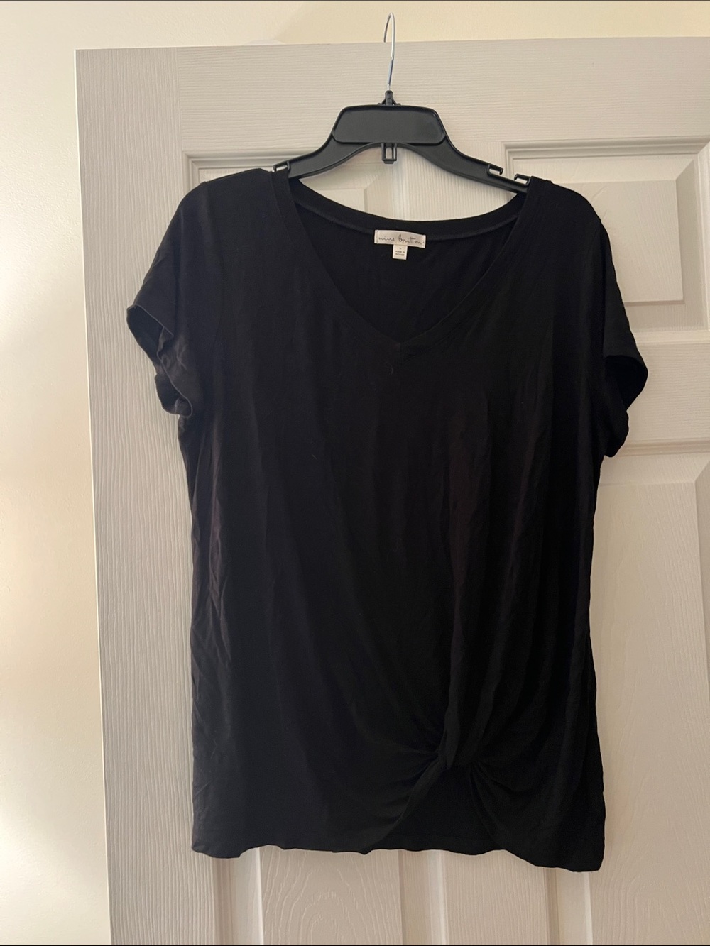 Nine britton Black V-Neck Short Sleeve Twist Front Top